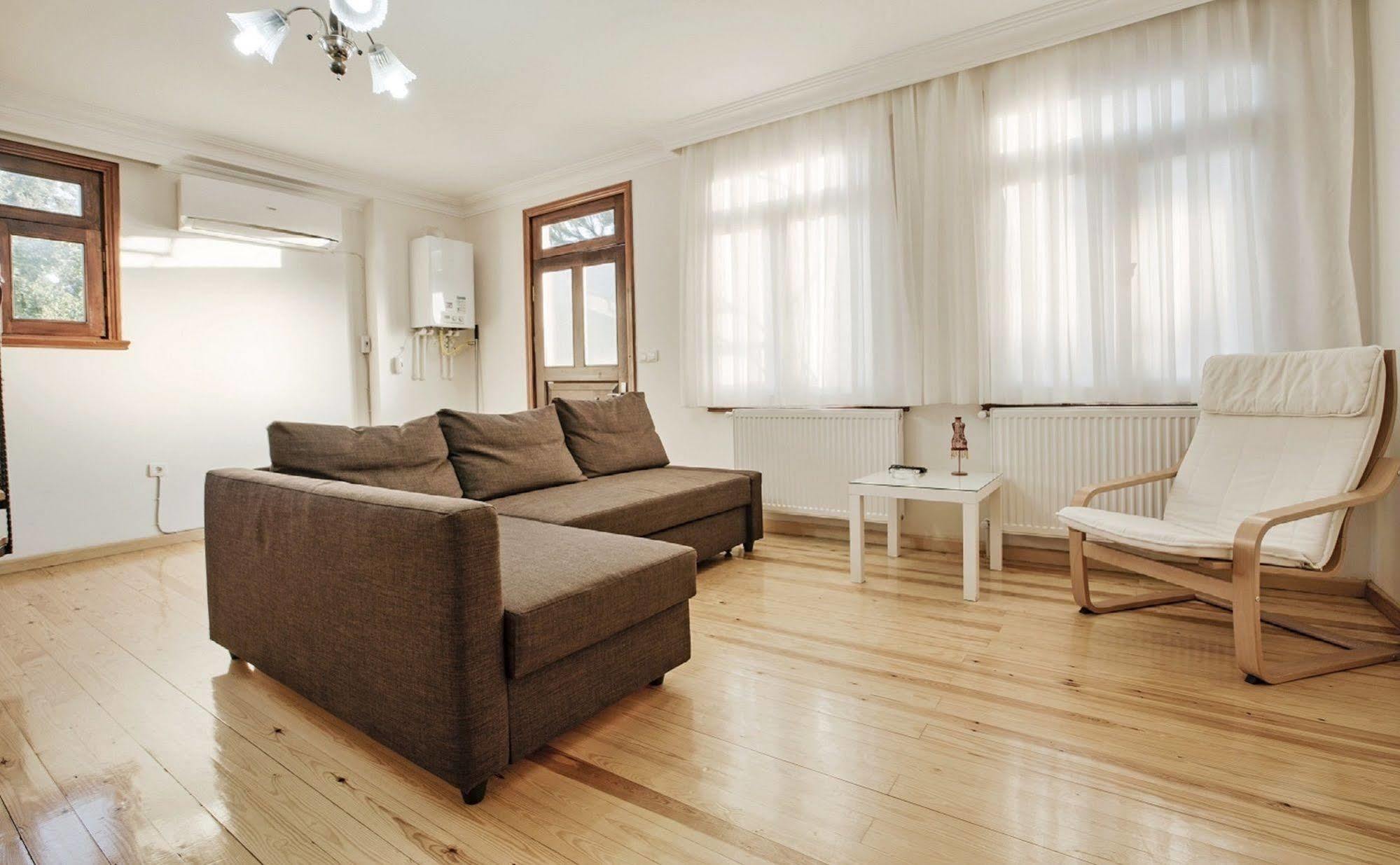 Buyukada Apart Hotel - Sehbal Адалар Екстериор снимка