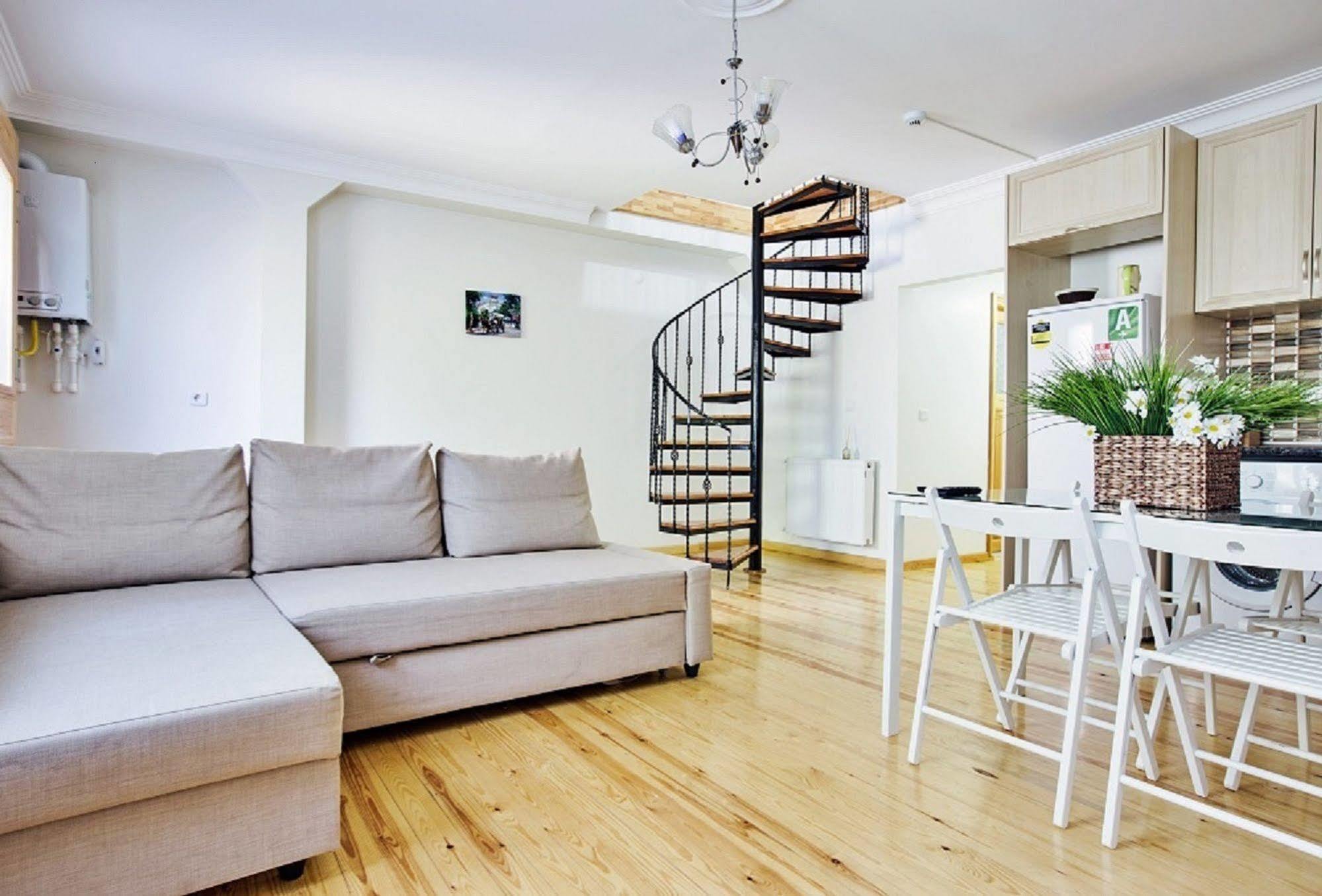 Buyukada Apart Hotel - Sehbal Адалар Екстериор снимка